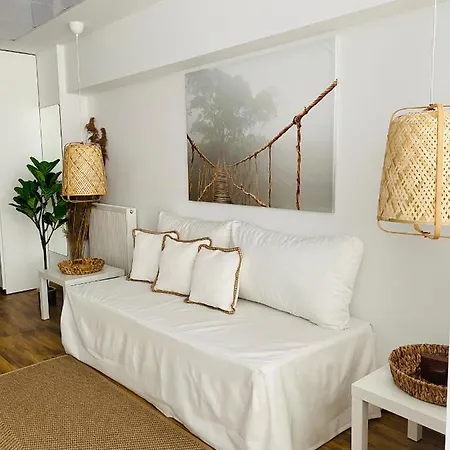 Felicity Accessible Loft Apartment *